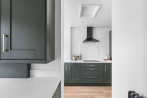 Photo 25- click for photo gallery